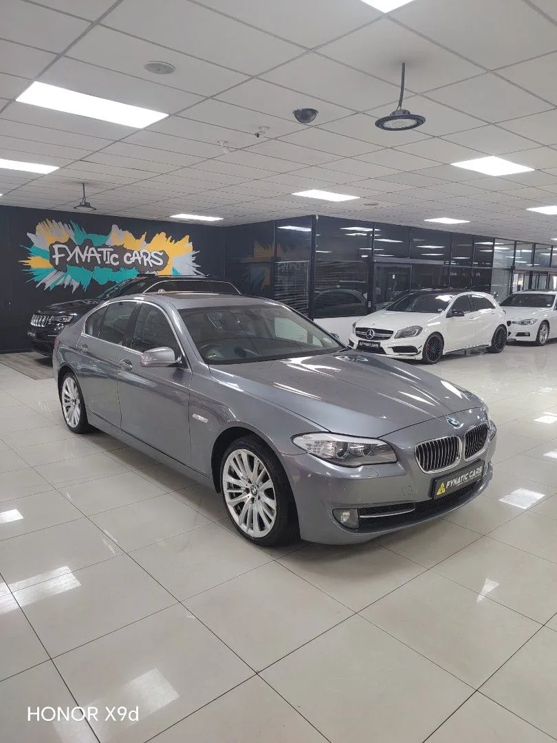 2012 BMW 5 Series 520i Auto